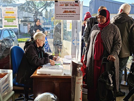 Remise des feuilles de distribution
